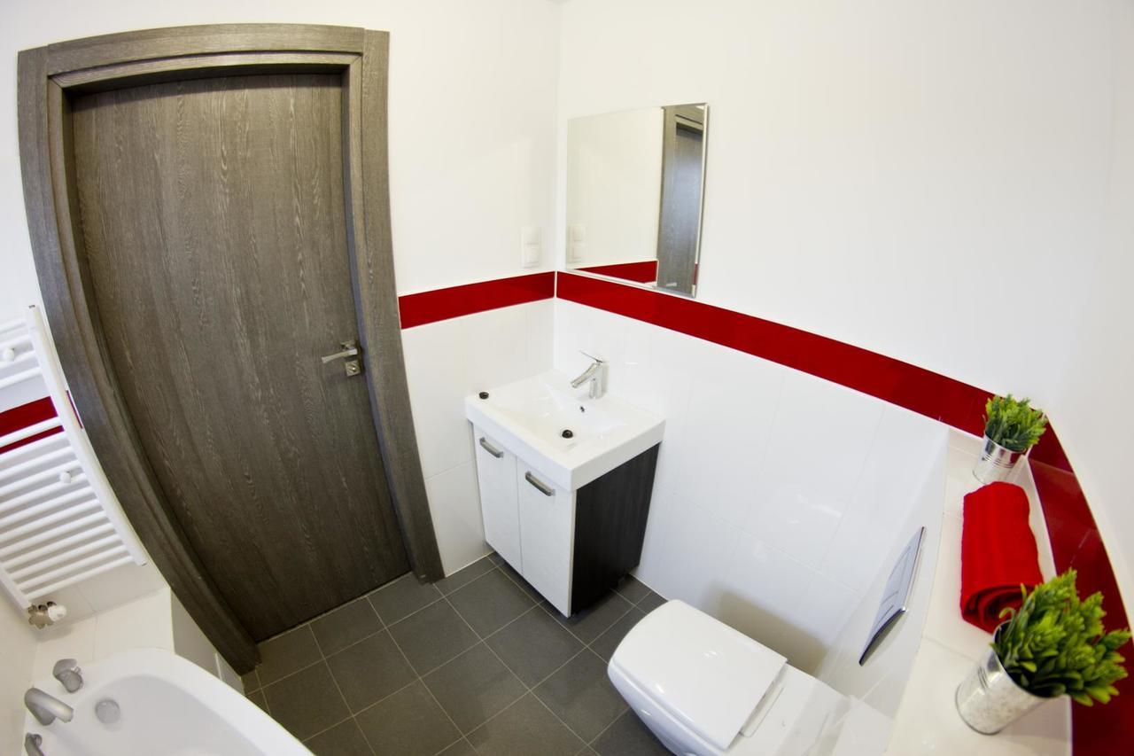 Park Apartament Rzeszów Esterno foto